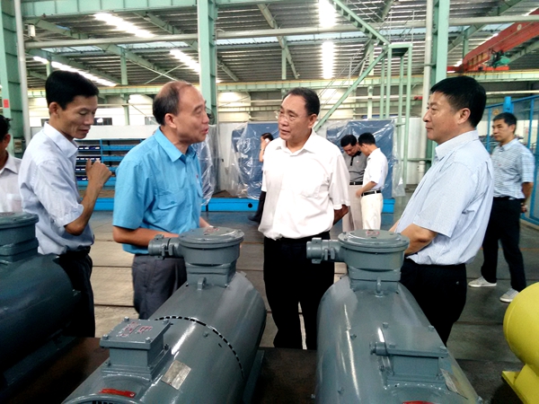 安徽省人大副主任臧世凯考察安徽皖南电机股份有限公司 安徽省人大副主任臧世凯考察安徽皖南电机股份有限公司